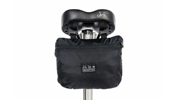 Brompton pyörän suojus satulakiinnityksellä