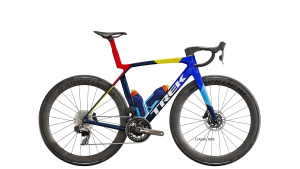 Trek Madone SLR 7 Maantiepyörä Gen 8 Team Replica